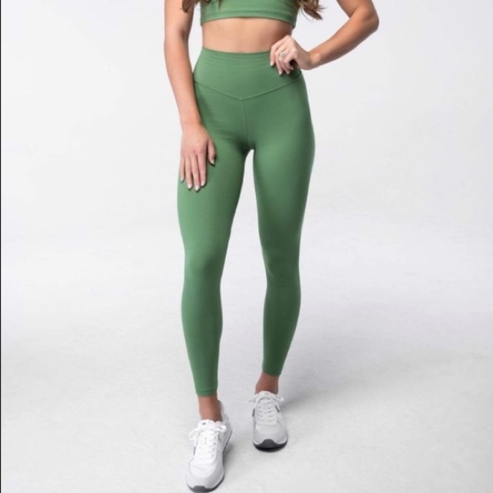 Balance Athletica OG Amazon Legging (M)
